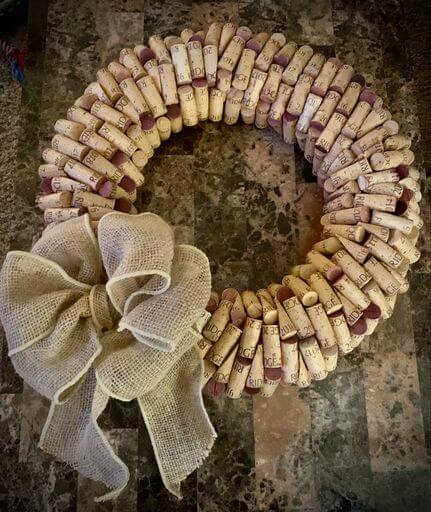 DIY wine cork wreath project.